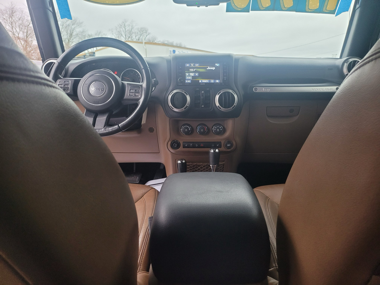 Jeep Wrangler Unlimited Sahara 4WD 2015