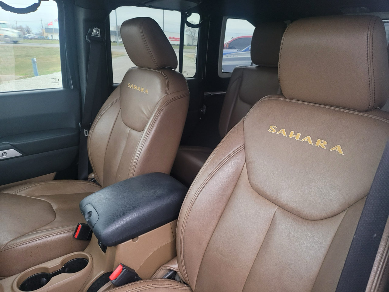 Jeep Wrangler Unlimited Sahara 4WD 2015