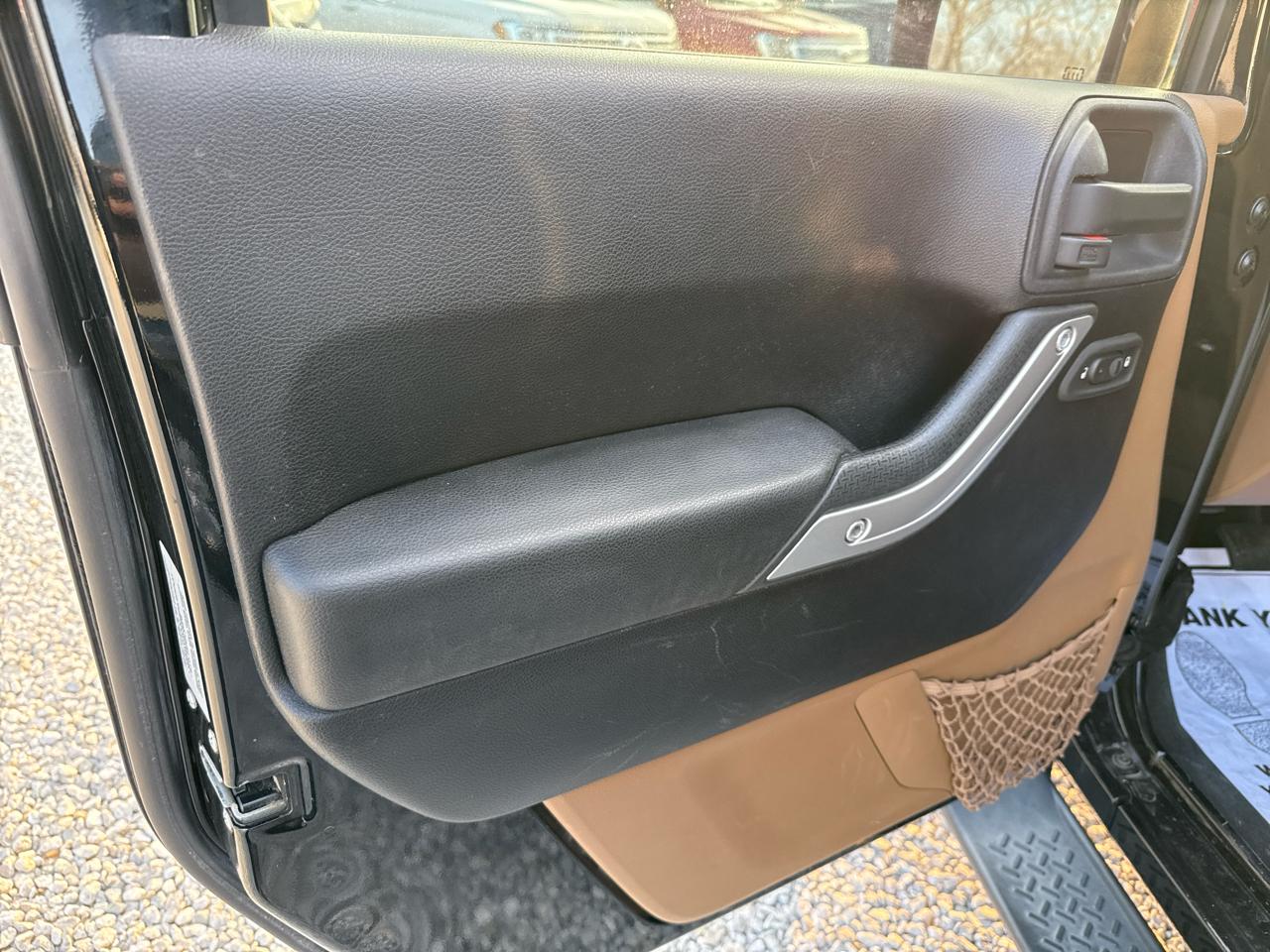 Jeep Wrangler Unlimited Sahara 4WD 2015