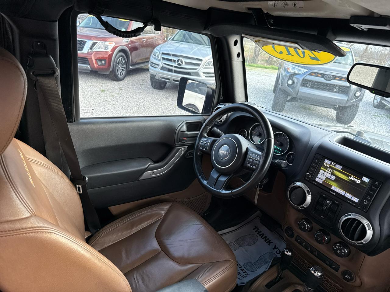 Jeep Wrangler Unlimited Sahara 4WD 2015