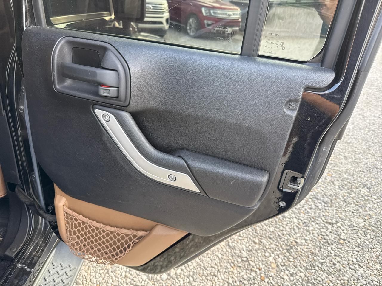 Jeep Wrangler Unlimited Sahara 4WD 2015