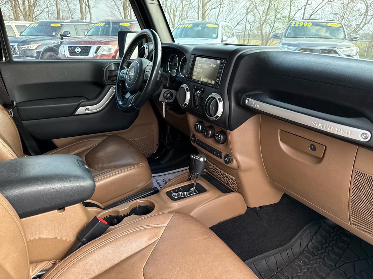 Jeep Wrangler Unlimited Sahara 4WD 2015