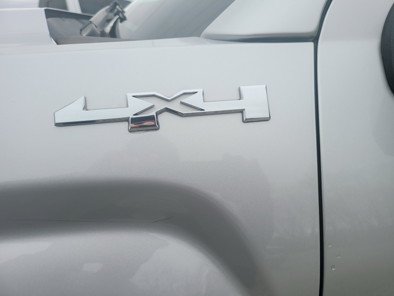 GMC Sierra 1500 SLT Crew Cab Short Box 4WD 2018