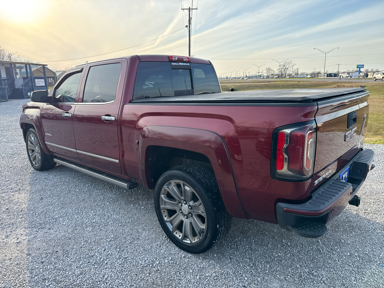 GMC Sierra 1500 Denali Crew Cab Short Box 4WD 2017
