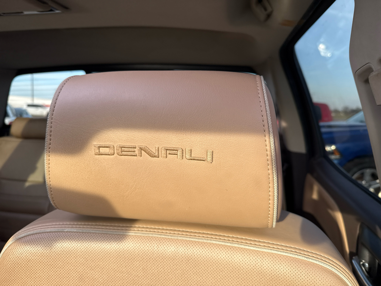 GMC Sierra 1500 Denali Crew Cab Short Box 4WD 2017