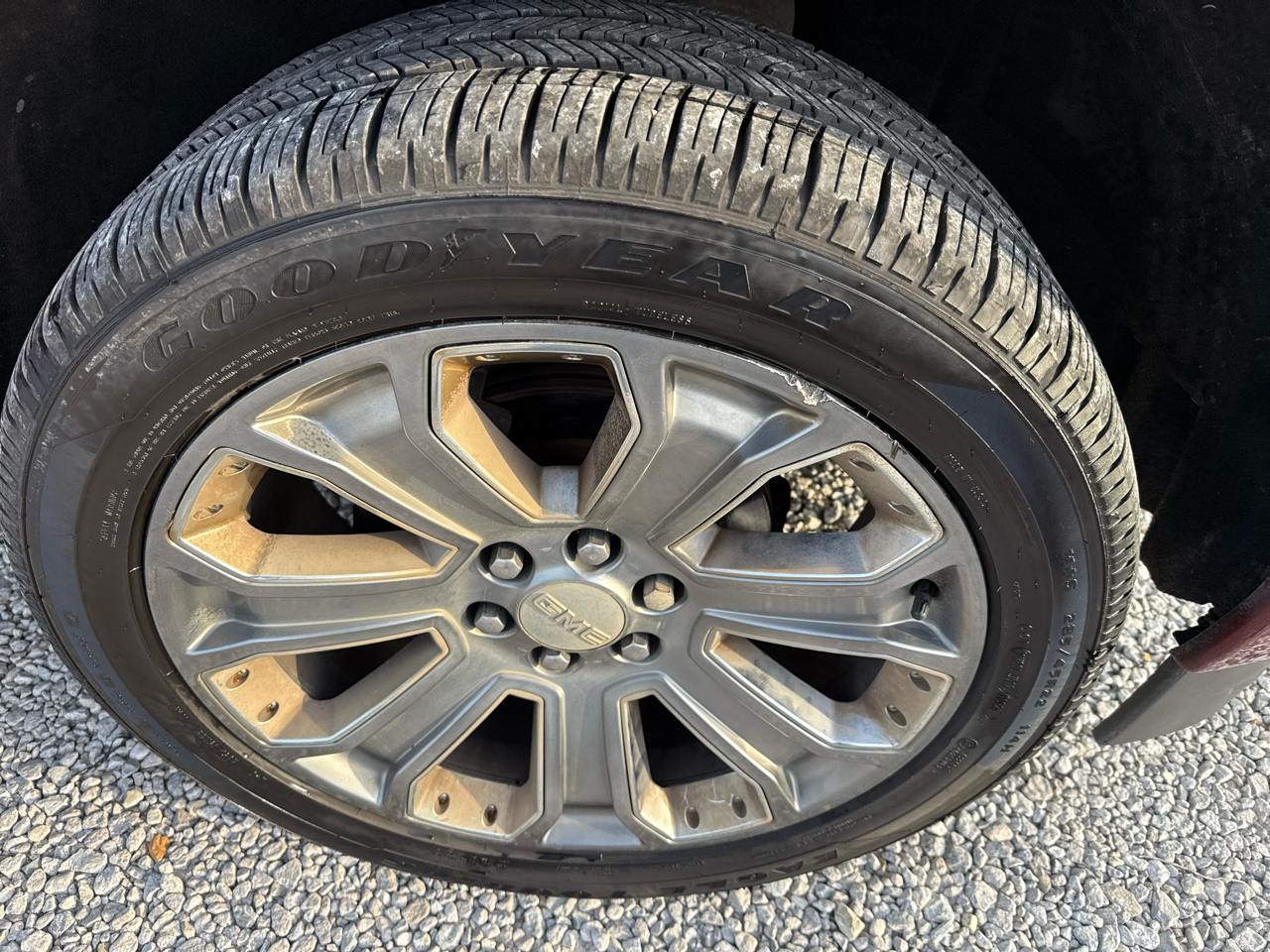 GMC Sierra 1500 Denali Crew Cab Short Box 4WD 2017