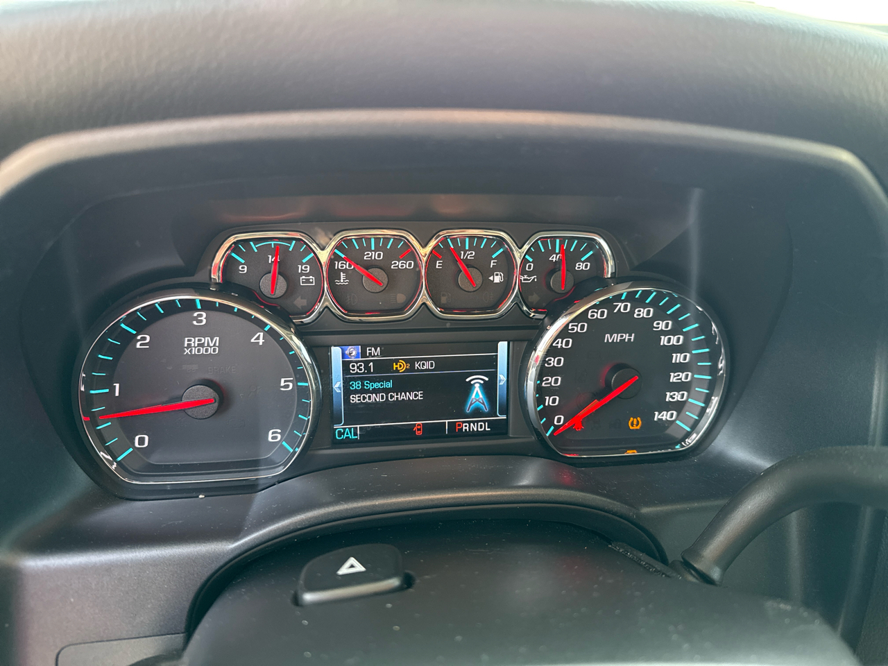 Chevrolet Silverado 1500 1LT Crew Cab 2WD 2017