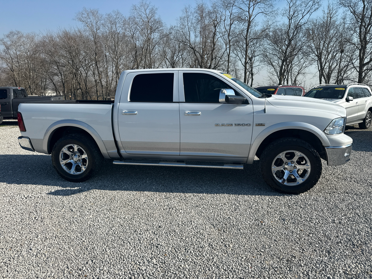 RAM 1500 Laramie Crew Cab 4WD 2012