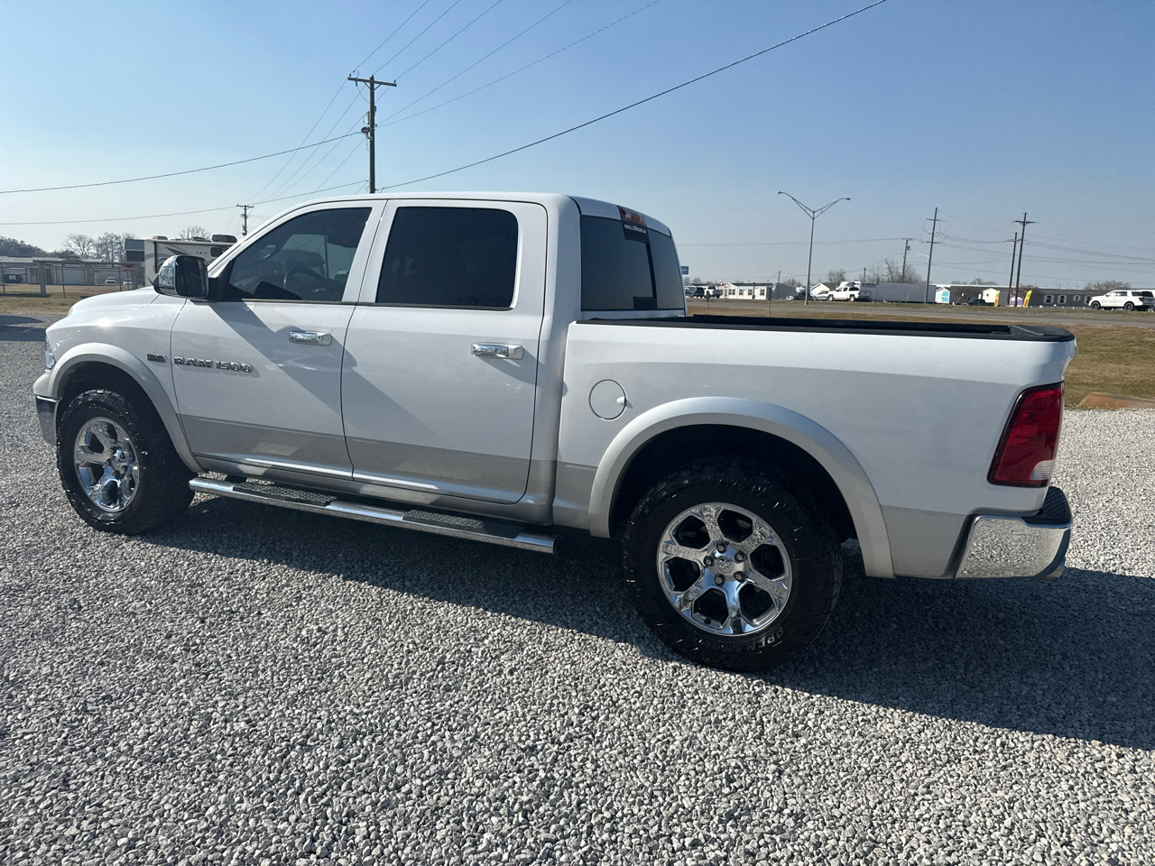 RAM 1500 Laramie Crew Cab 4WD 2012