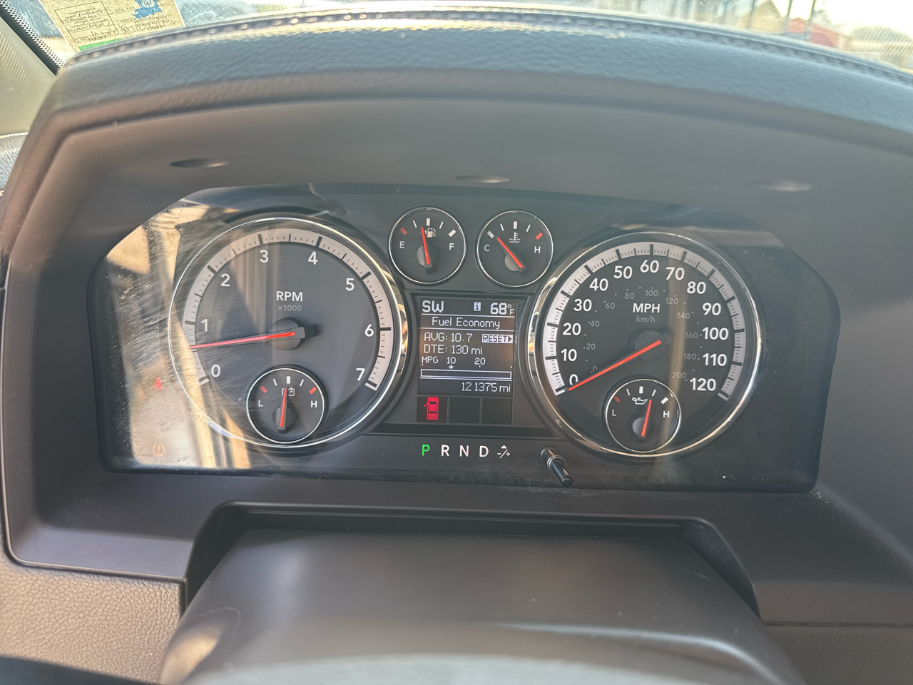 RAM 1500 Laramie Crew Cab 4WD 2012