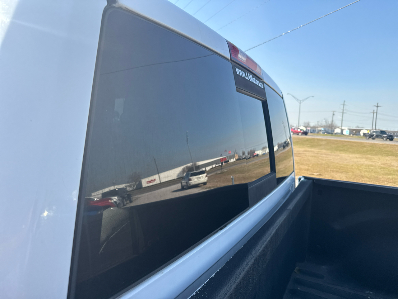 RAM 1500 Laramie Crew Cab 4WD 2012