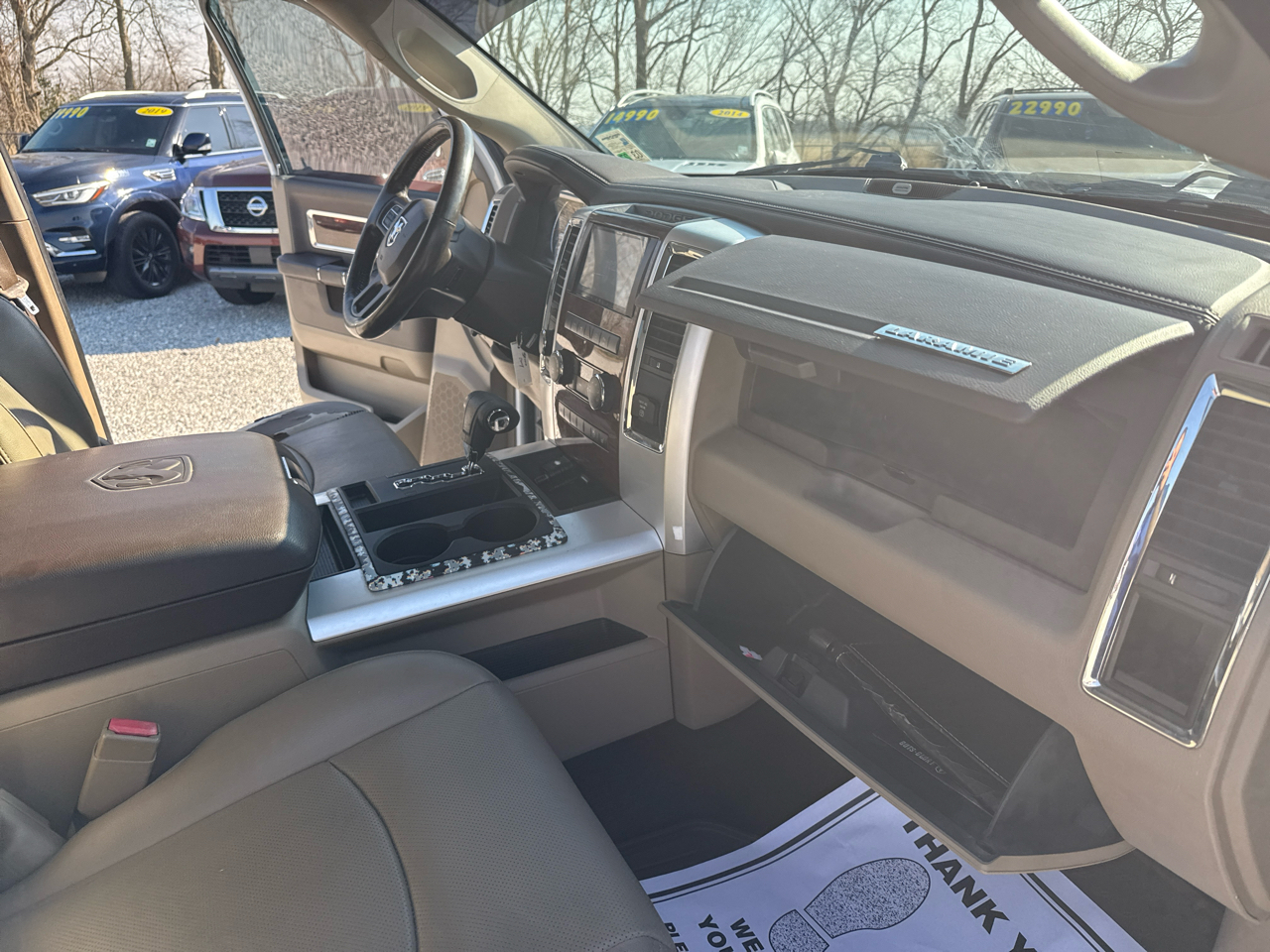 RAM 1500 Laramie Crew Cab 4WD 2012