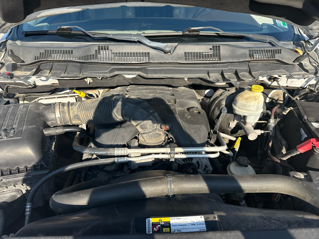 RAM 1500 Laramie Crew Cab 4WD 2012