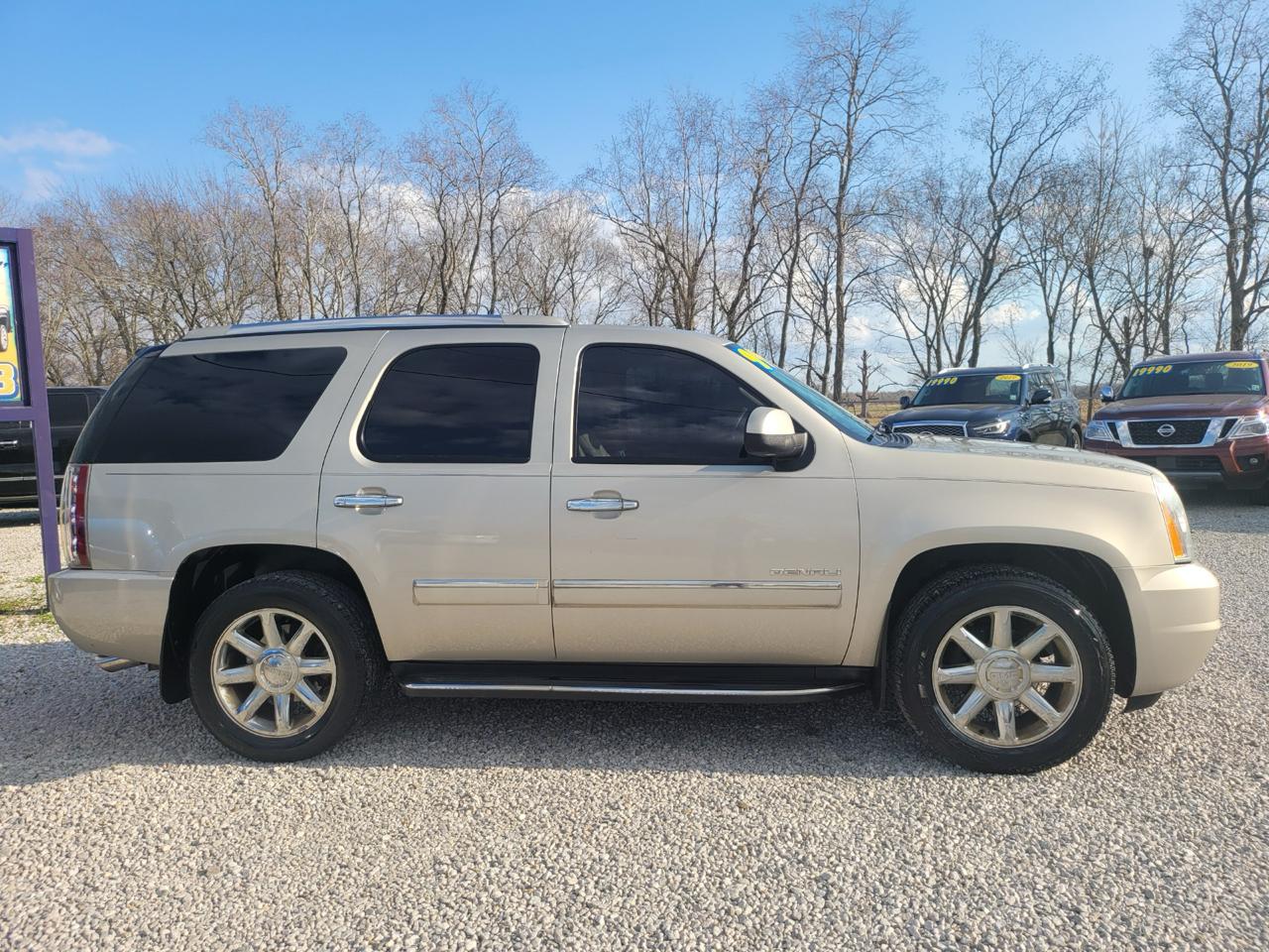 GMC Yukon Denali 2WD 2013