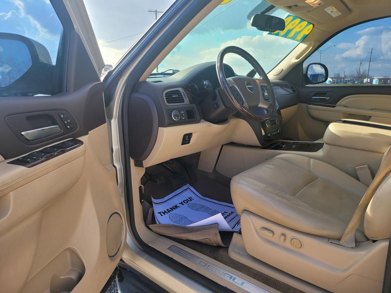 GMC Yukon Denali 2WD 2013