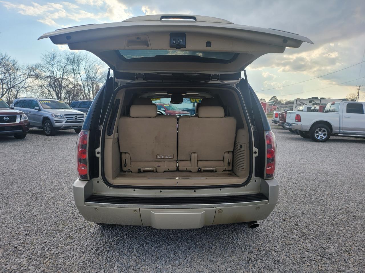 GMC Yukon Denali 2WD 2013