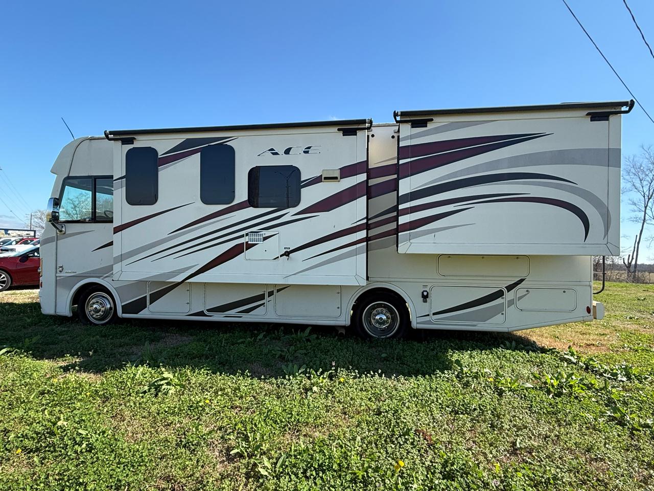 Ford Stripped Chassis Motorhome  2017