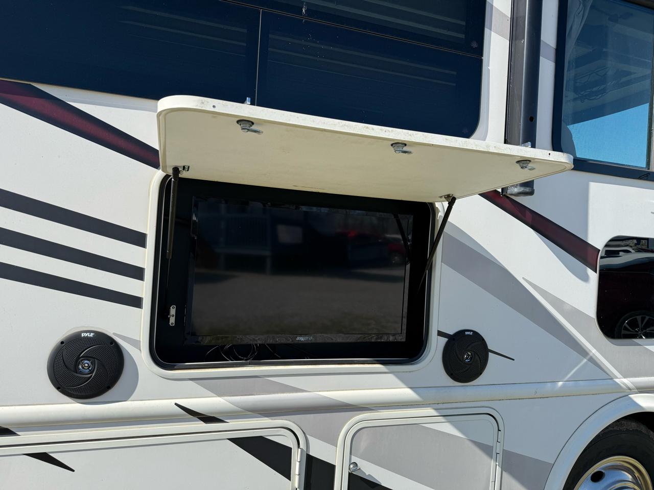 Ford Stripped Chassis Motorhome  2017