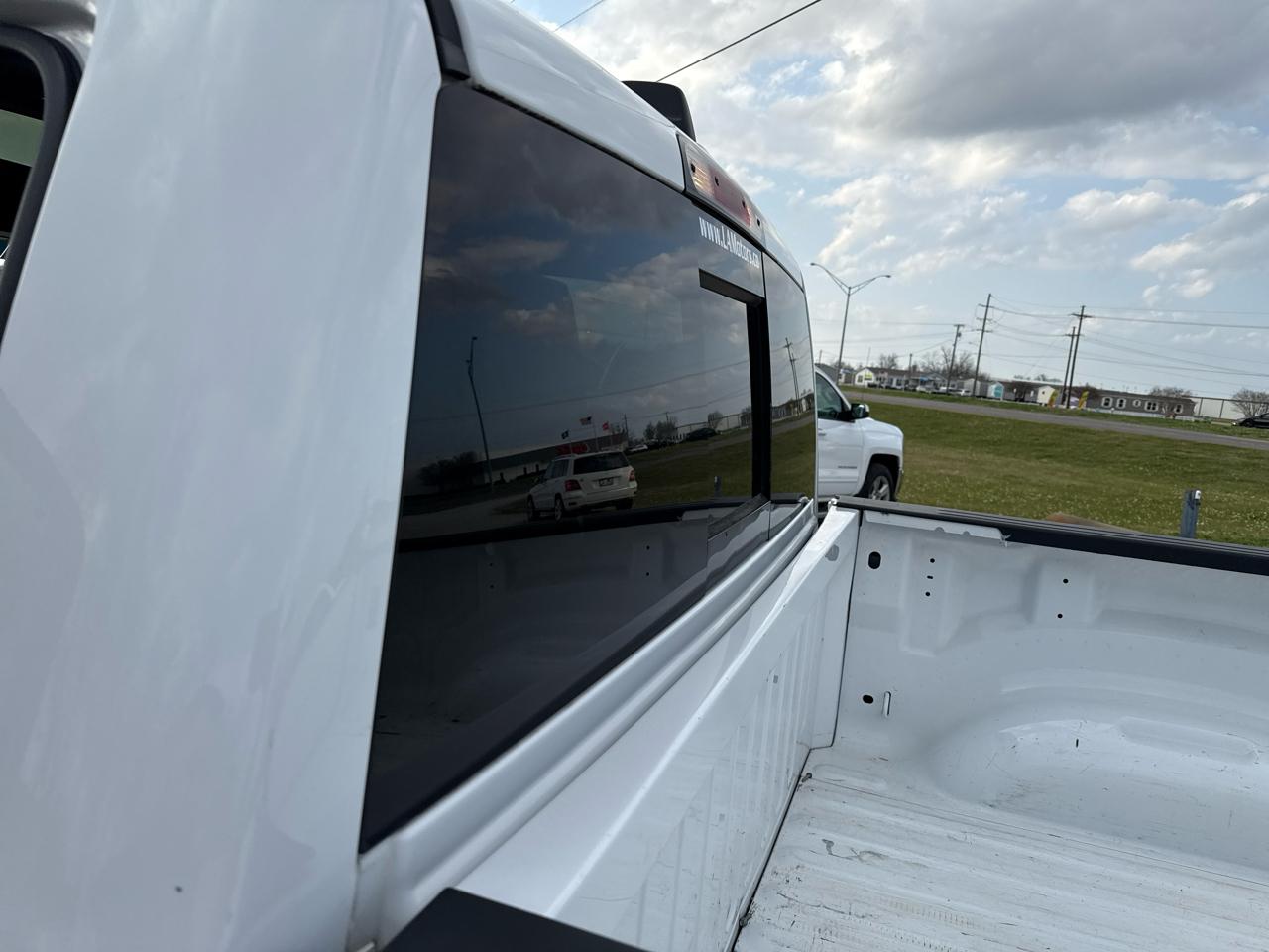 RAM 1500 Laramie Crew Cab SWB 4WD 2020