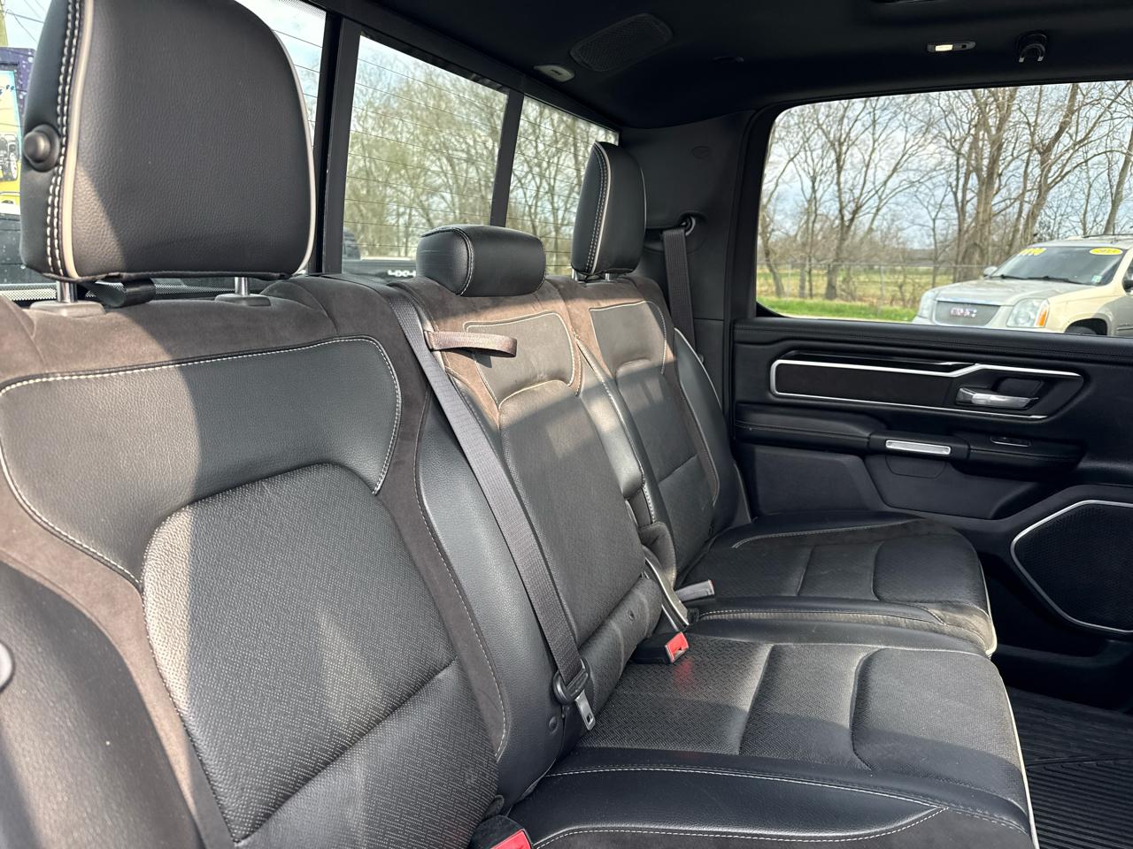 RAM 1500 Laramie Crew Cab SWB 4WD 2020