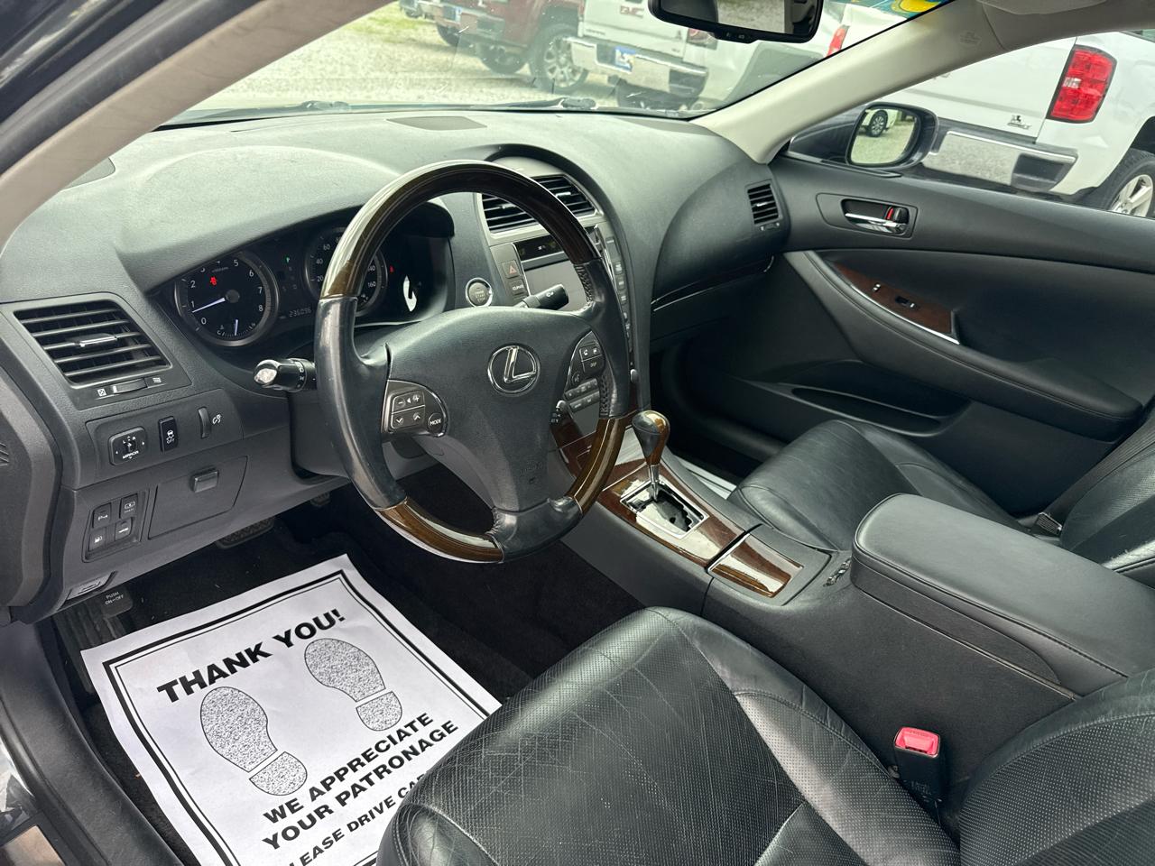 Lexus ES 350 Sedan 2010