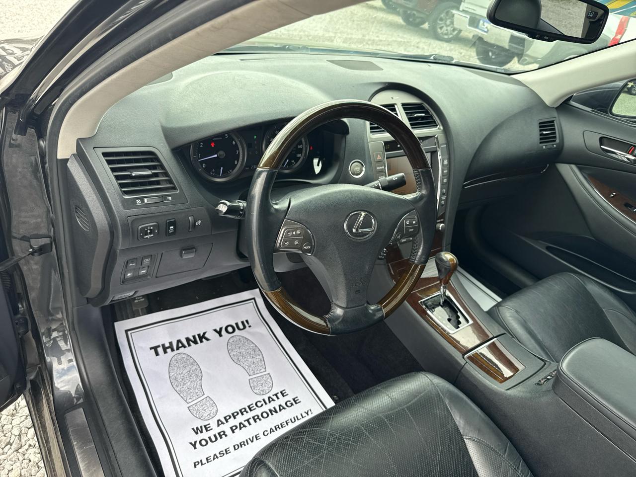 Lexus ES 350 Sedan 2010