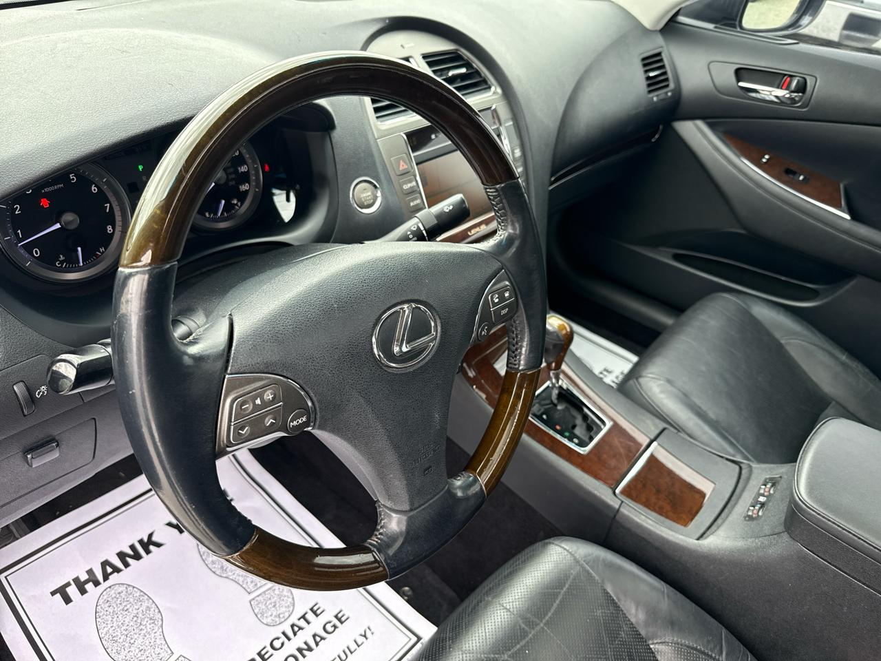 Lexus ES 350 Sedan 2010