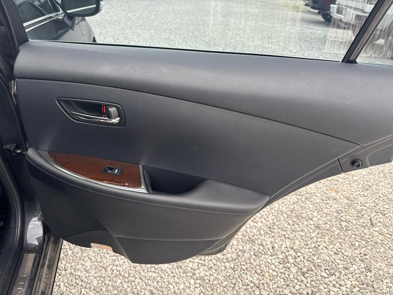 Lexus ES 350 Sedan 2010