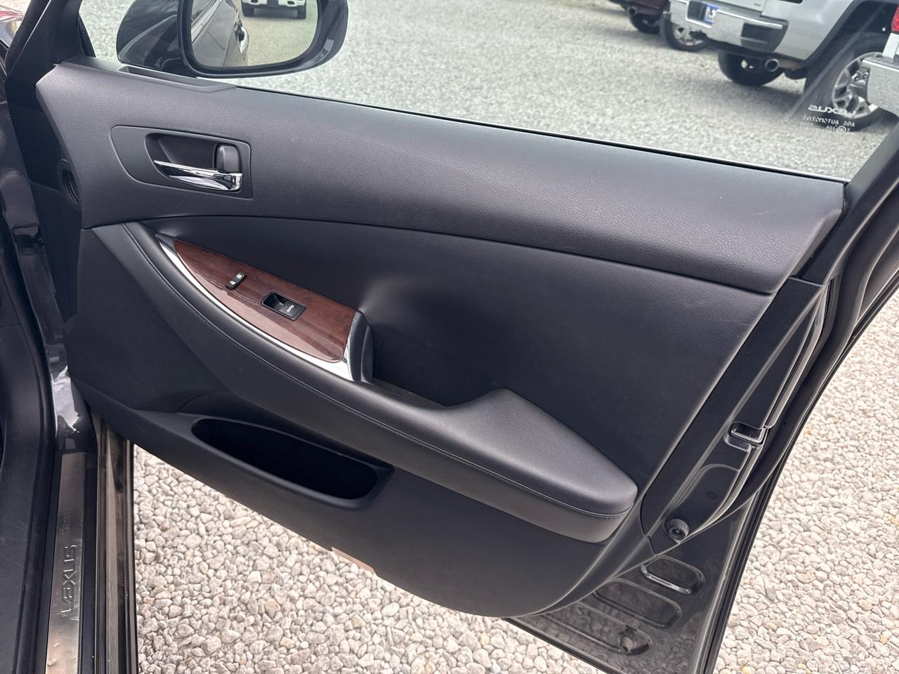 Lexus ES 350 Sedan 2010