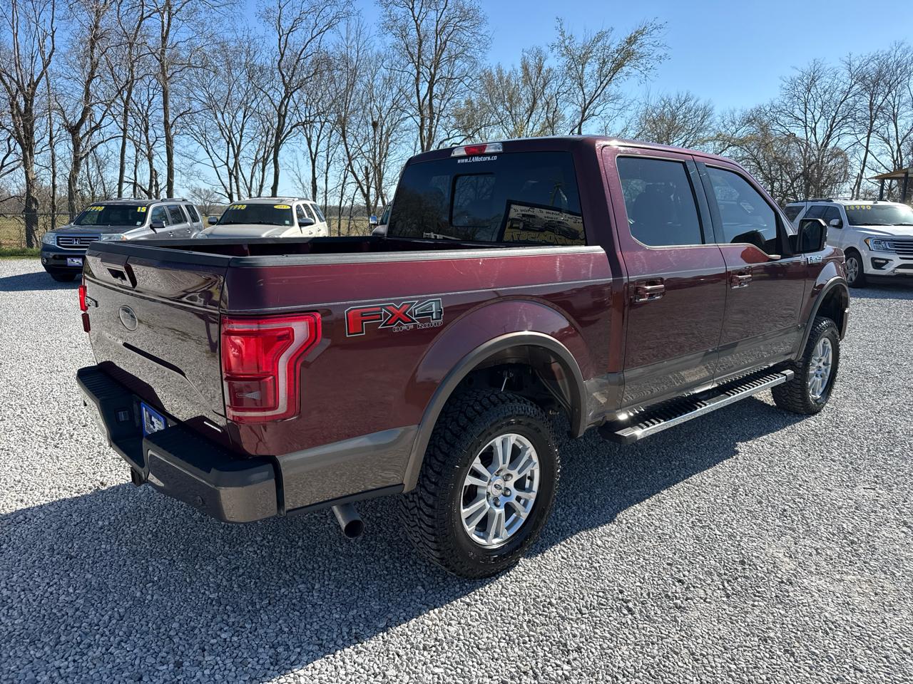 Ford F-150 4WD SuperCrew 145" Lariat 2015
