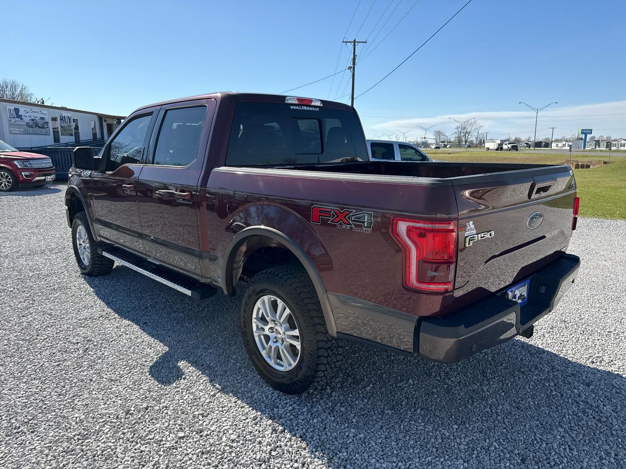 Ford F-150 4WD SuperCrew 145" Lariat 2015