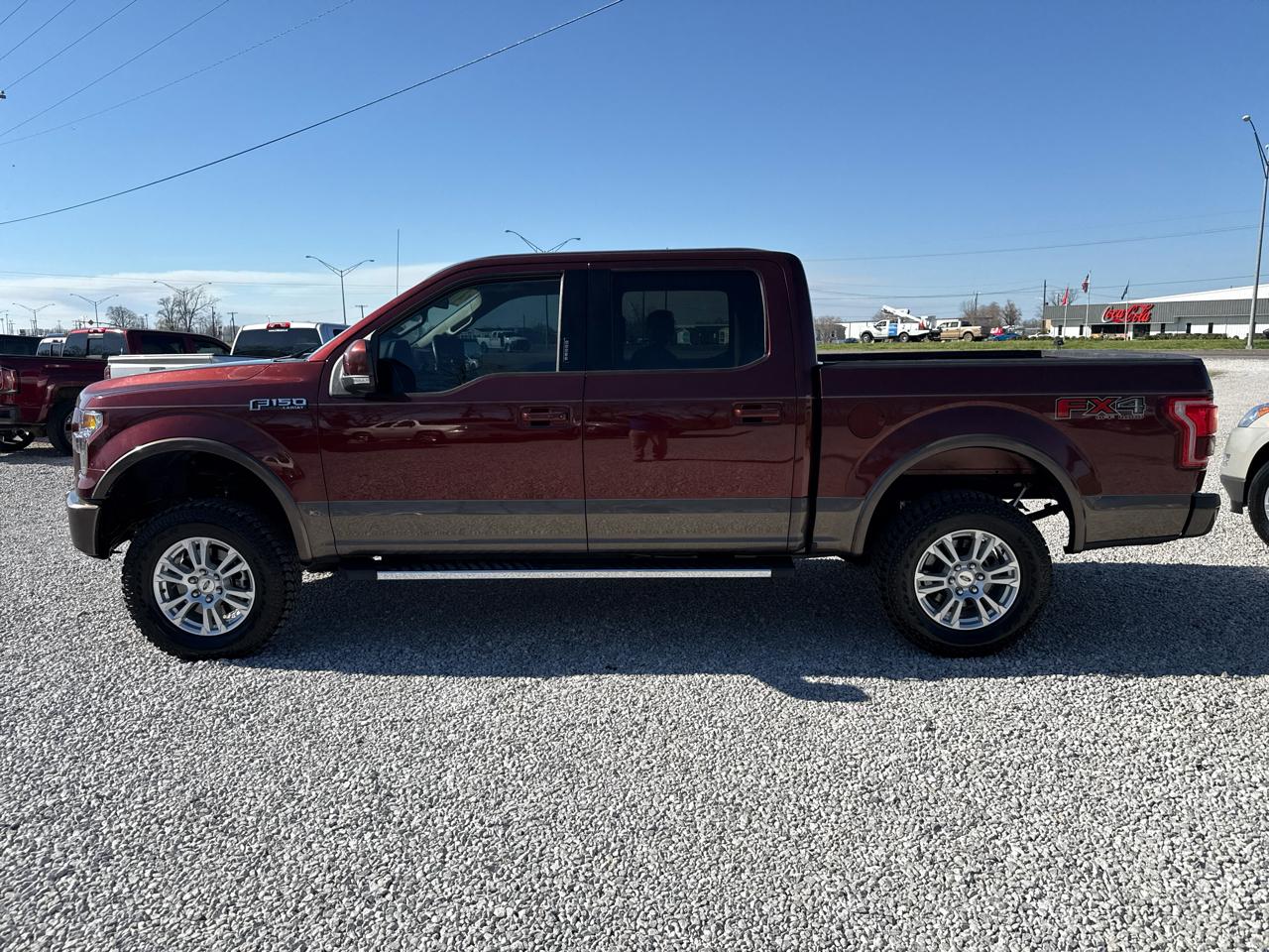 Ford F-150 4WD SuperCrew 145" Lariat 2015