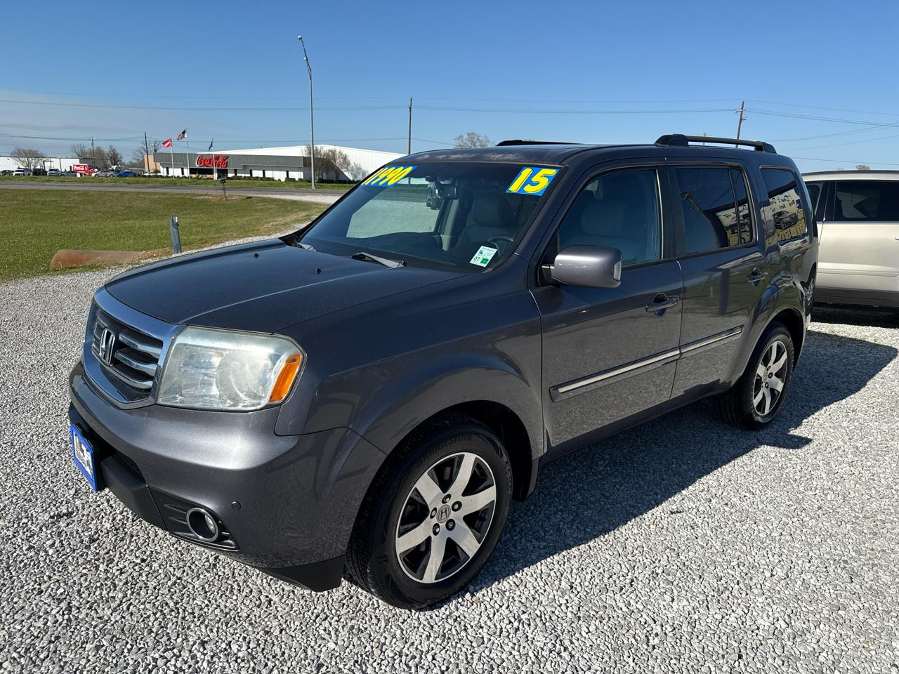 Honda Pilot Touring 2WD 5-Spd AT with DVD 2015