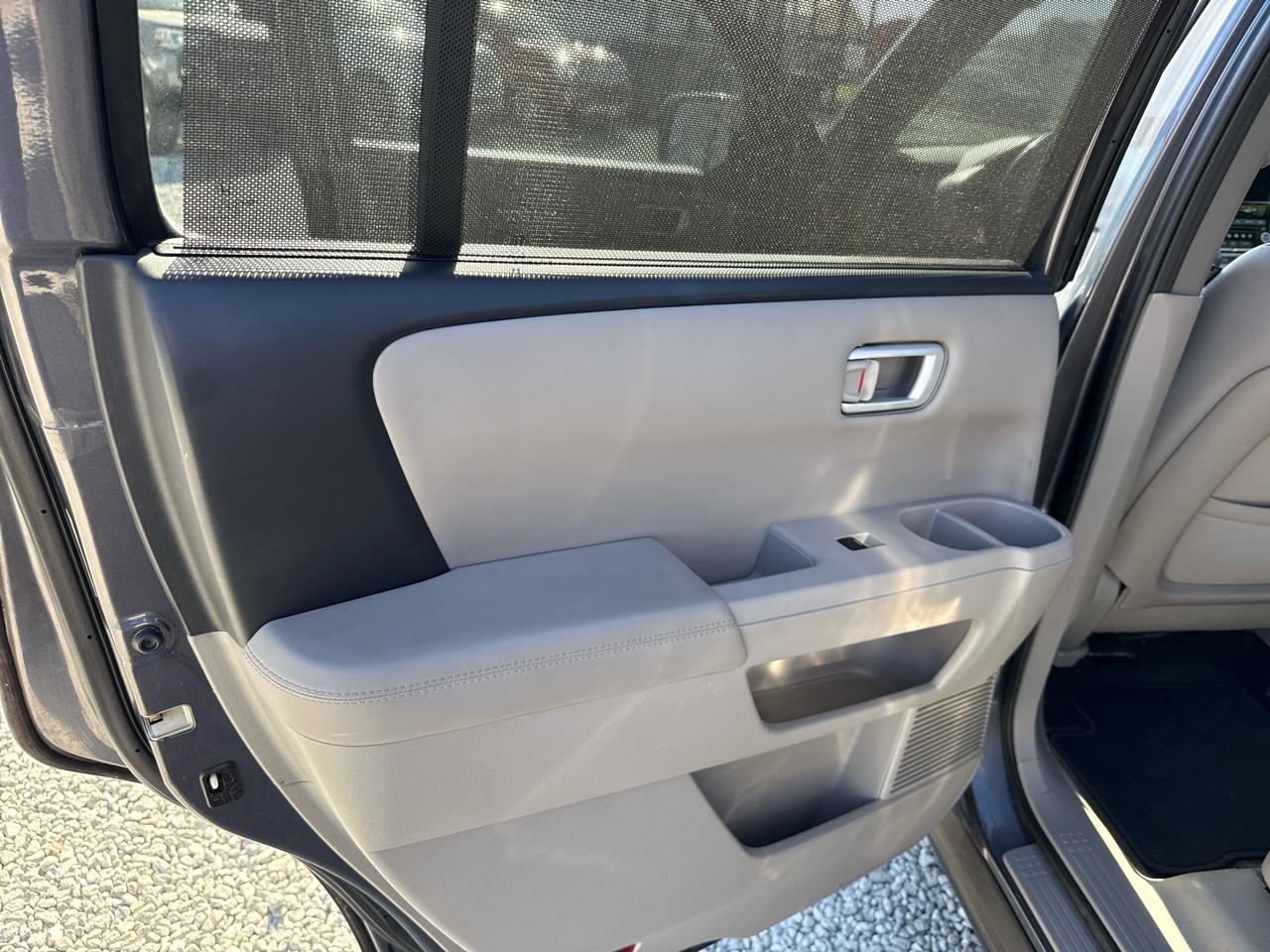 Honda Pilot Touring 2WD 5-Spd AT with DVD 2015