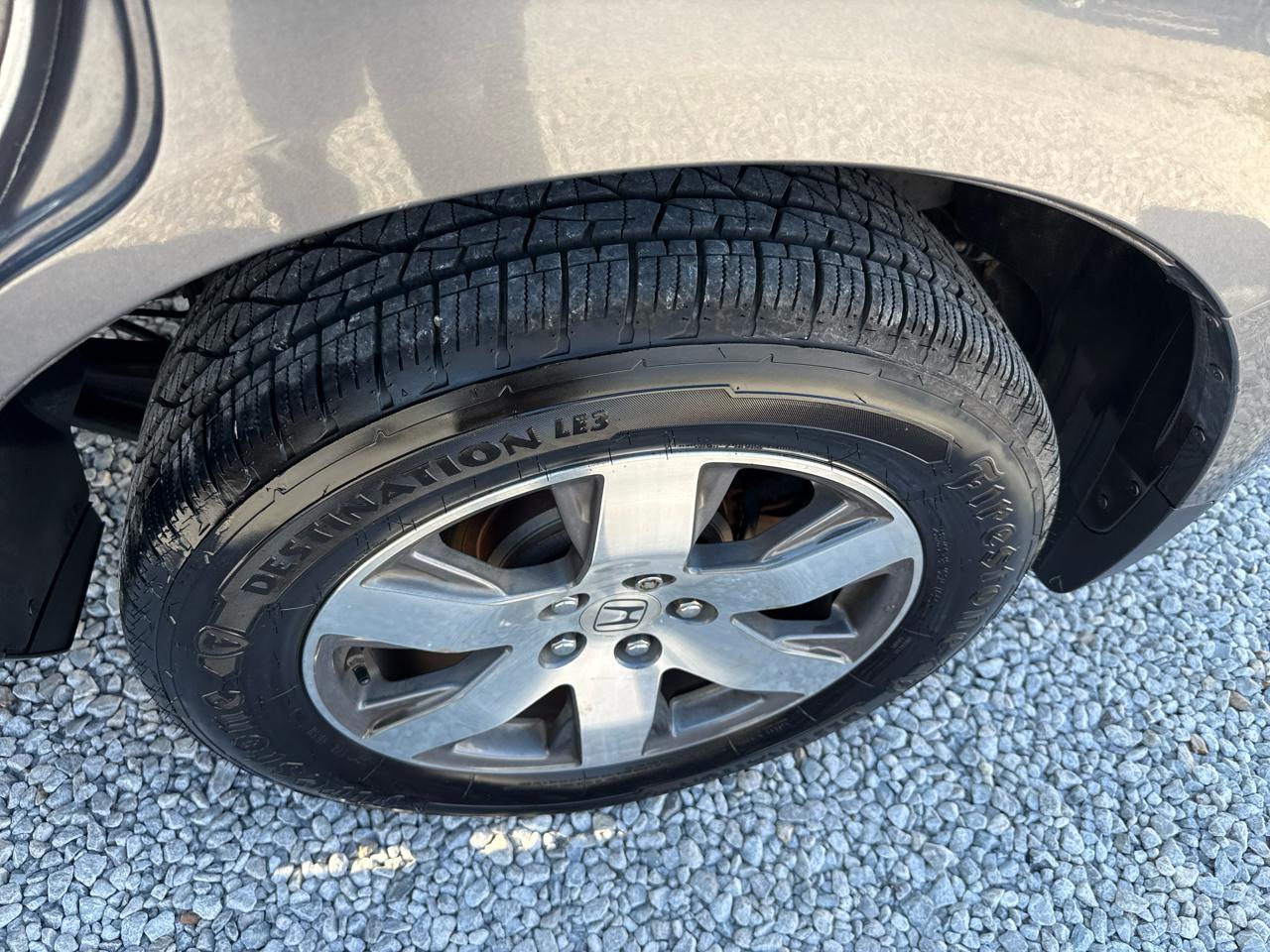 Honda Pilot Touring 2WD 5-Spd AT with DVD 2015