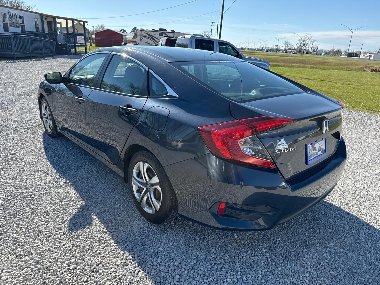 Honda Civic 4dr Sdn LX Auto 2017