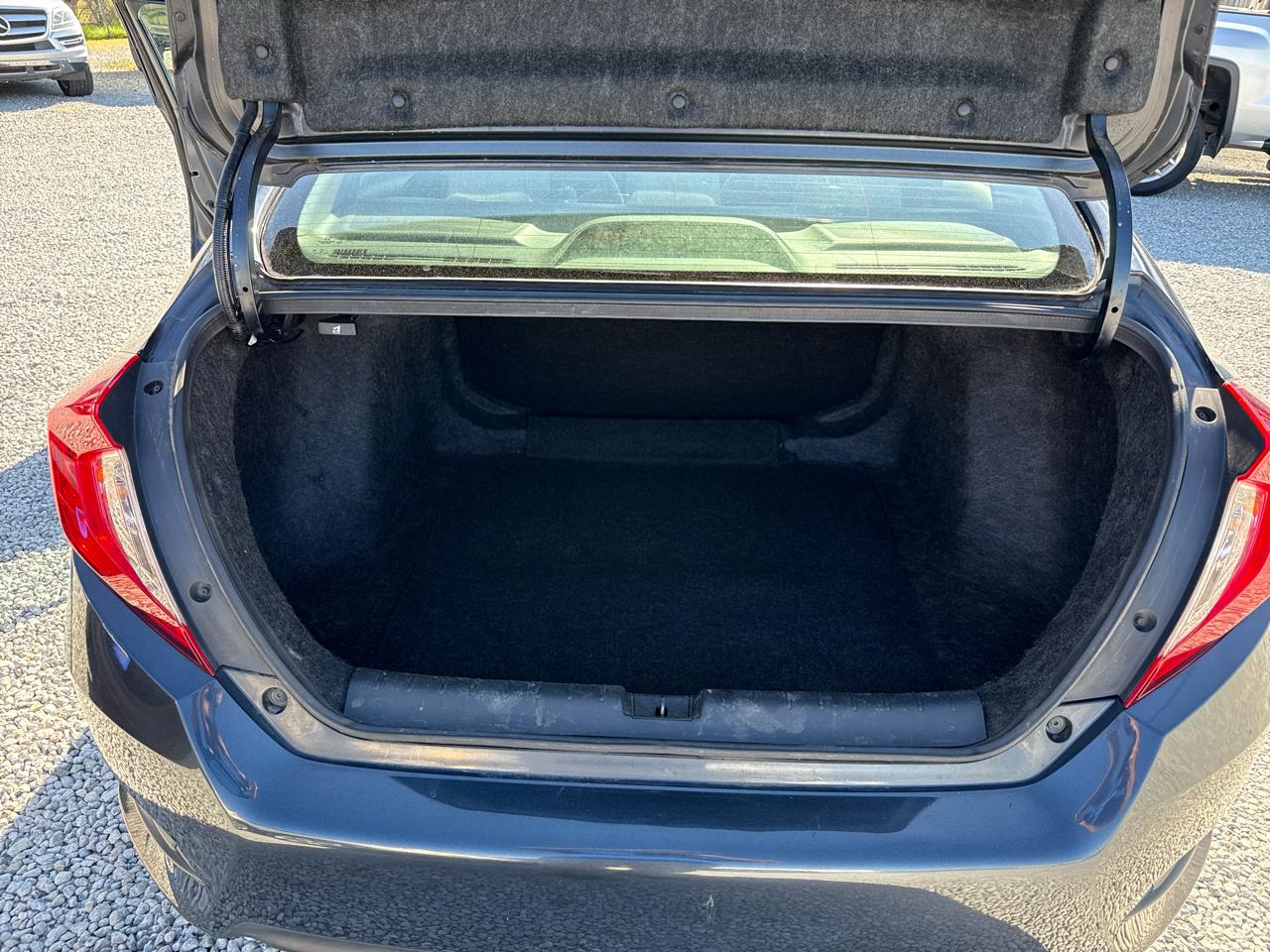 Honda Civic 4dr Sdn LX Auto 2017