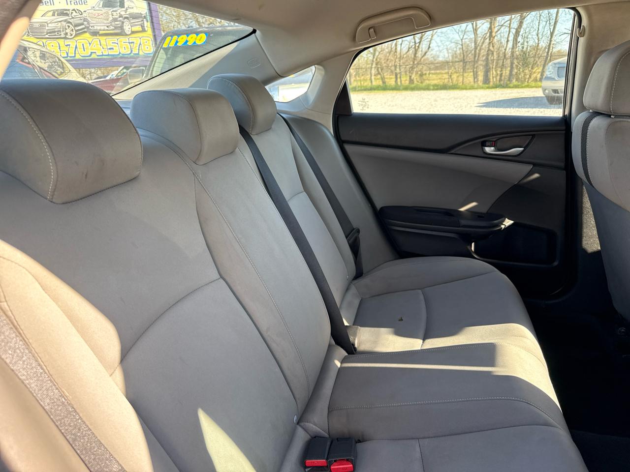 Honda Civic 4dr Sdn LX Auto 2017