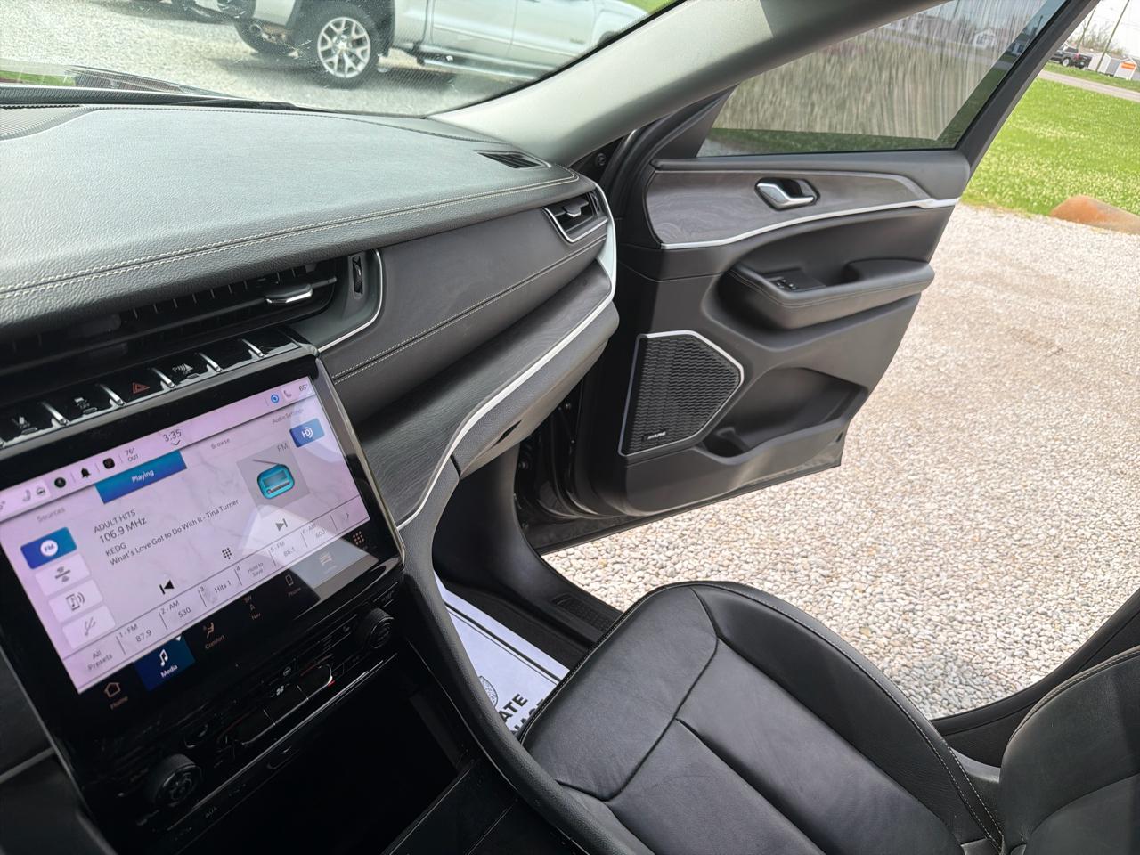 Jeep Grand Cherokee Limited 4WD 2023