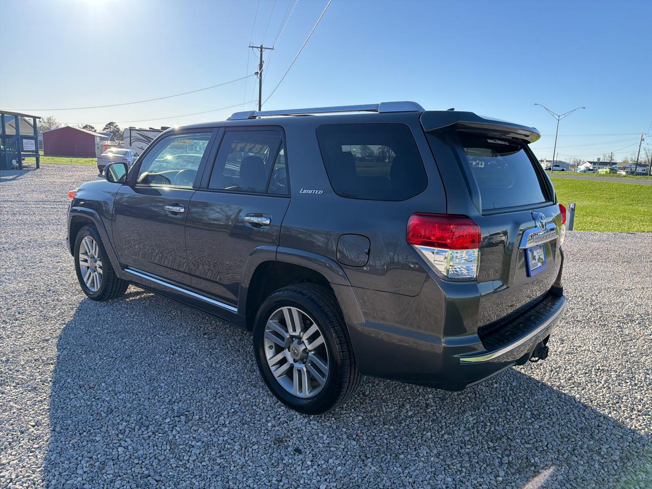 Toyota 4Runner SR5 2WD 2012