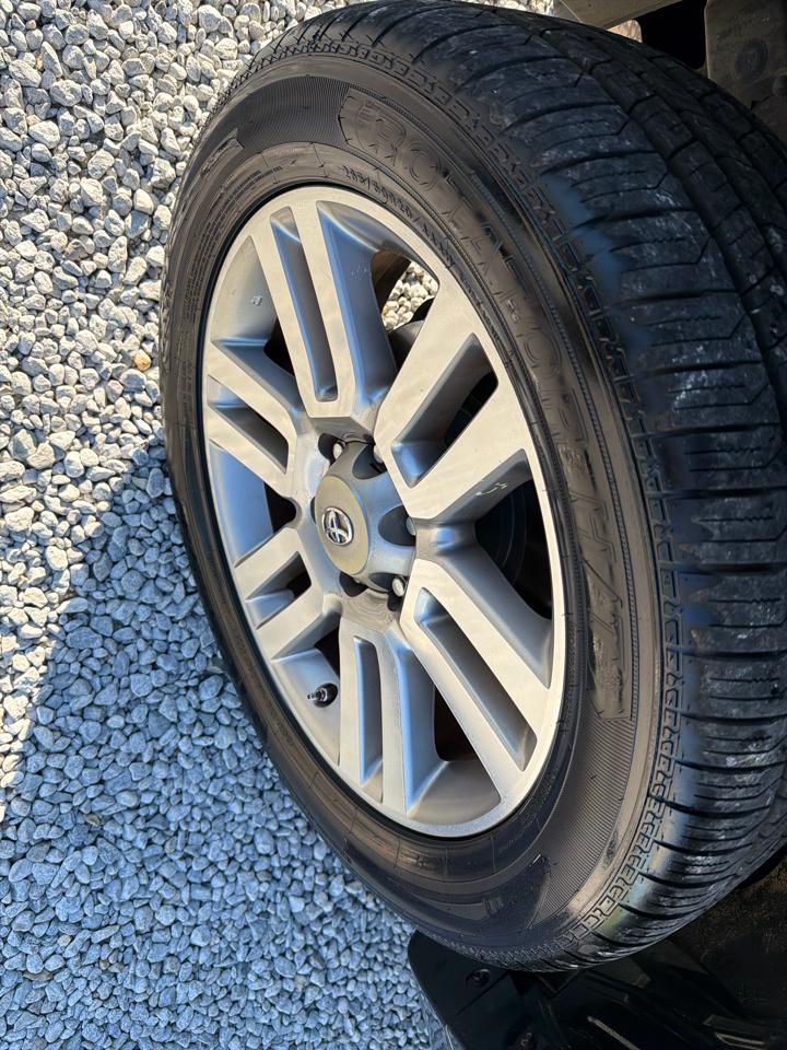 Toyota 4Runner SR5 2WD 2012