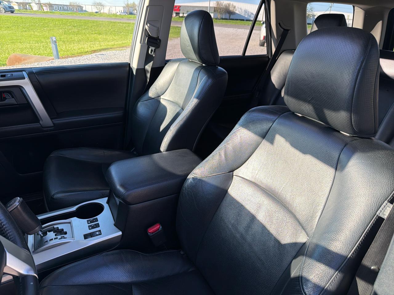 Toyota 4Runner SR5 2WD 2012