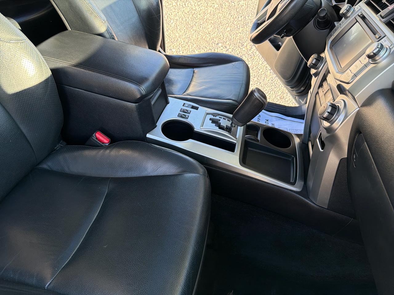 Toyota 4Runner SR5 2WD 2012