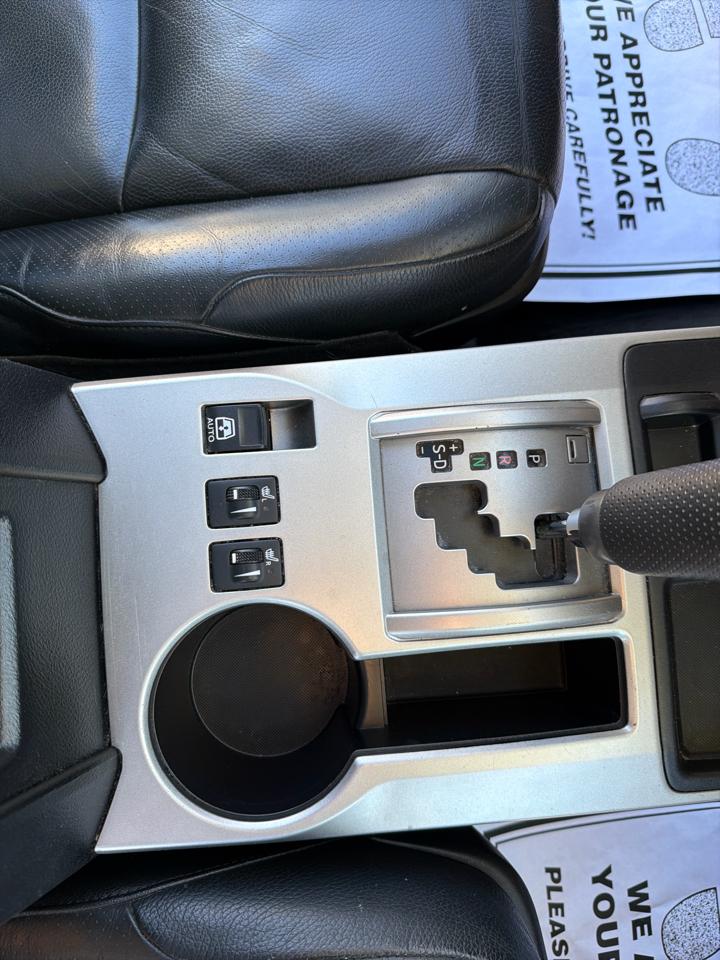 Toyota 4Runner SR5 2WD 2012