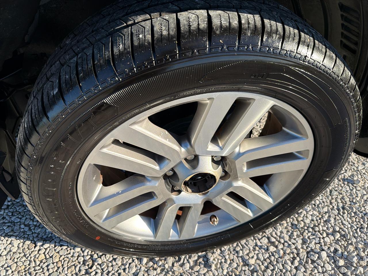 Toyota 4Runner SR5 2WD 2012