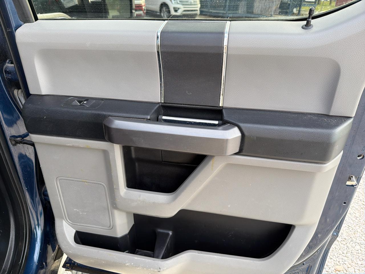 Ford F-150 XLT 4x4 SuperCrew 2018