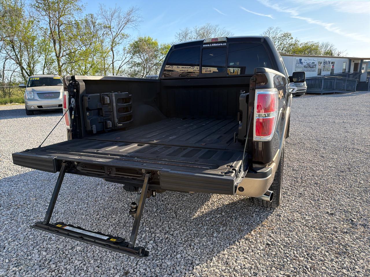 Ford F-150 4WD SuperCrew 139" Lariat 2013