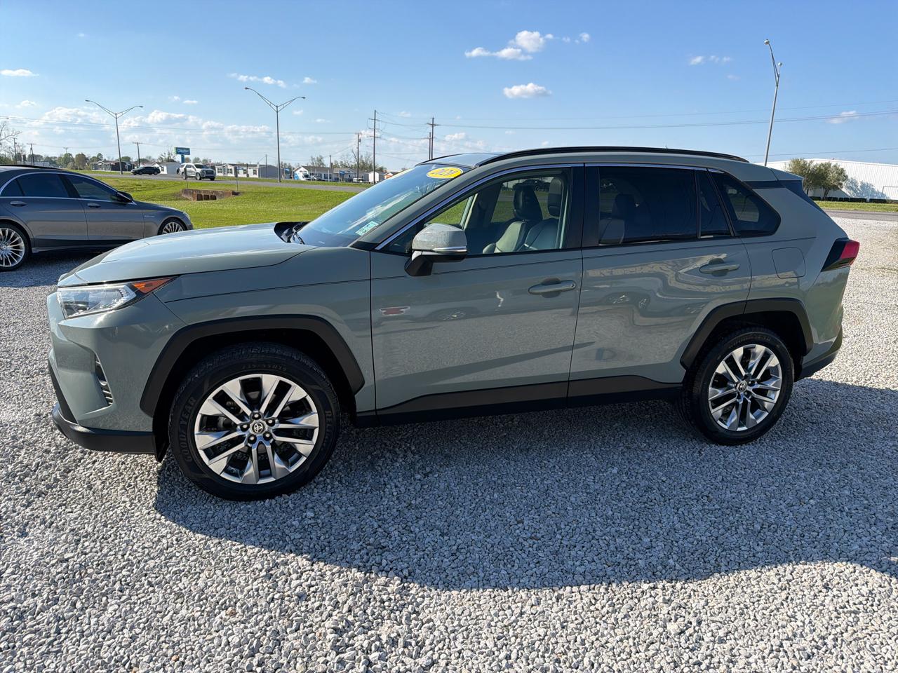 Toyota RAV4 XLE Premium 2020