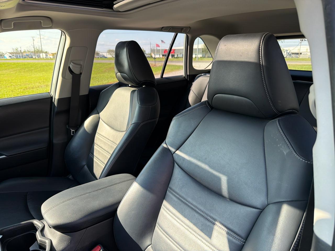 Toyota RAV4 XLE Premium 2020