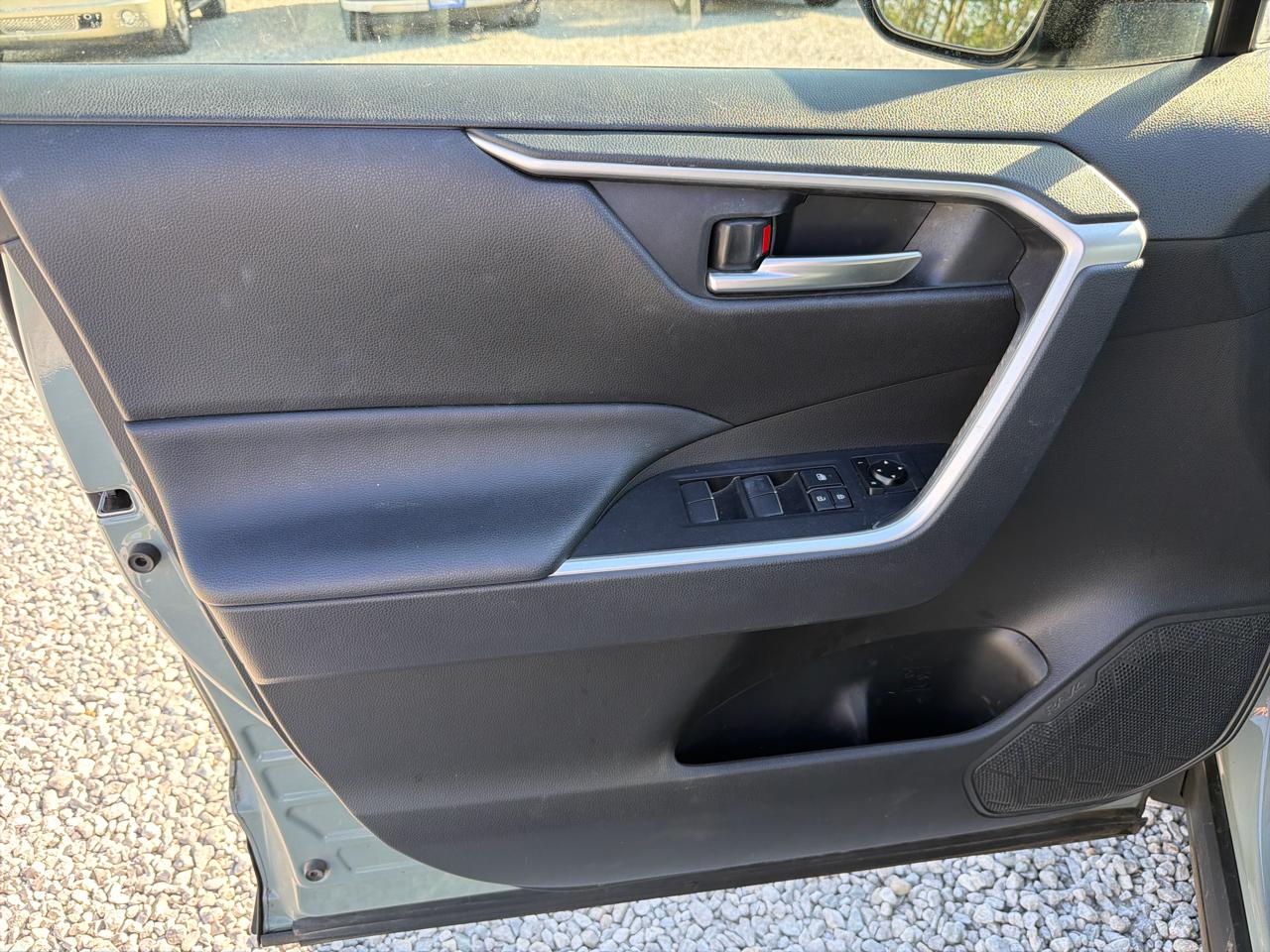 Toyota RAV4 XLE Premium 2020